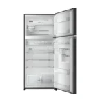 ثلاجة كبيرة